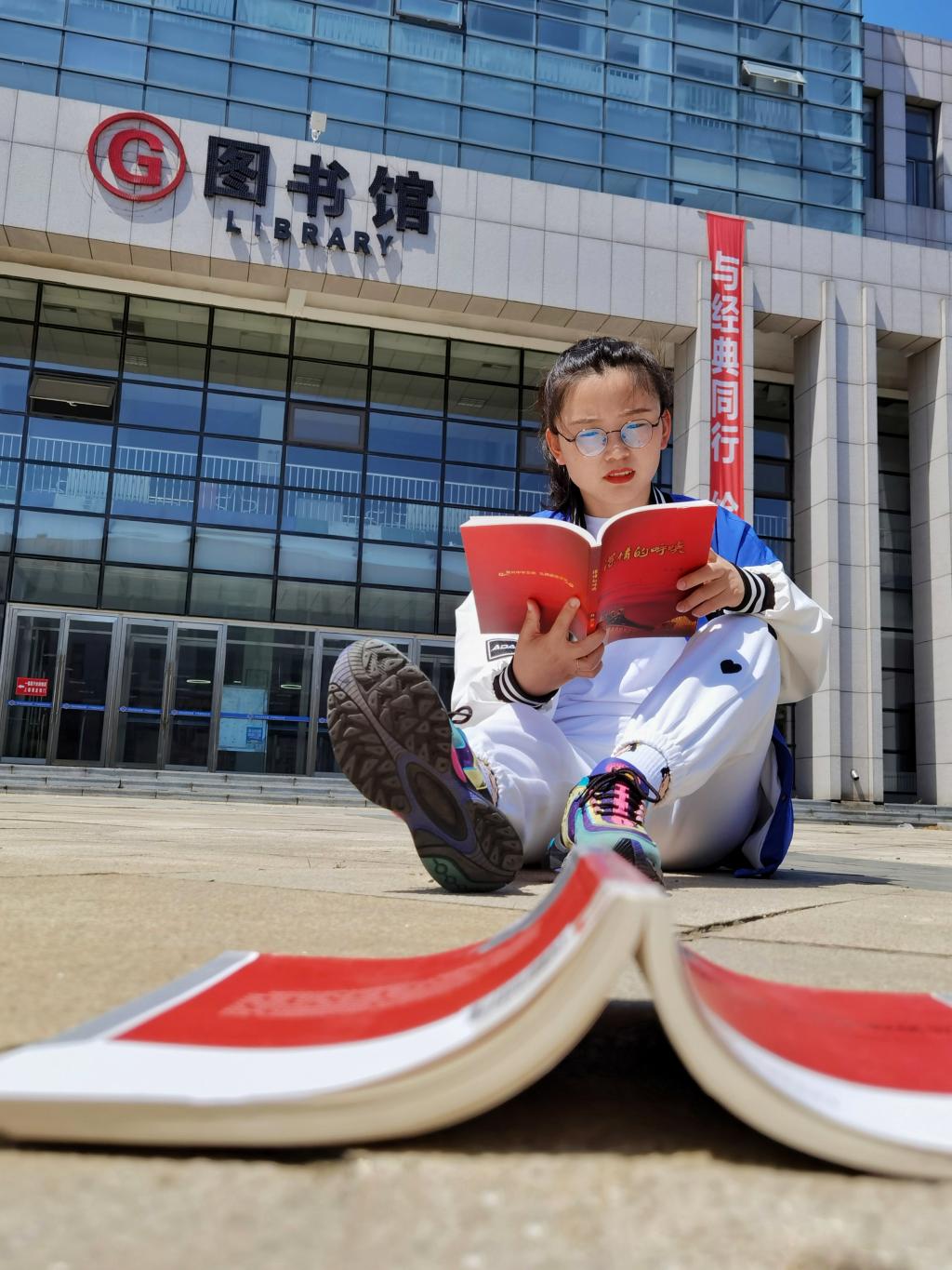 知网杯最美读书瞬间校园摄影大赛评选揭晓